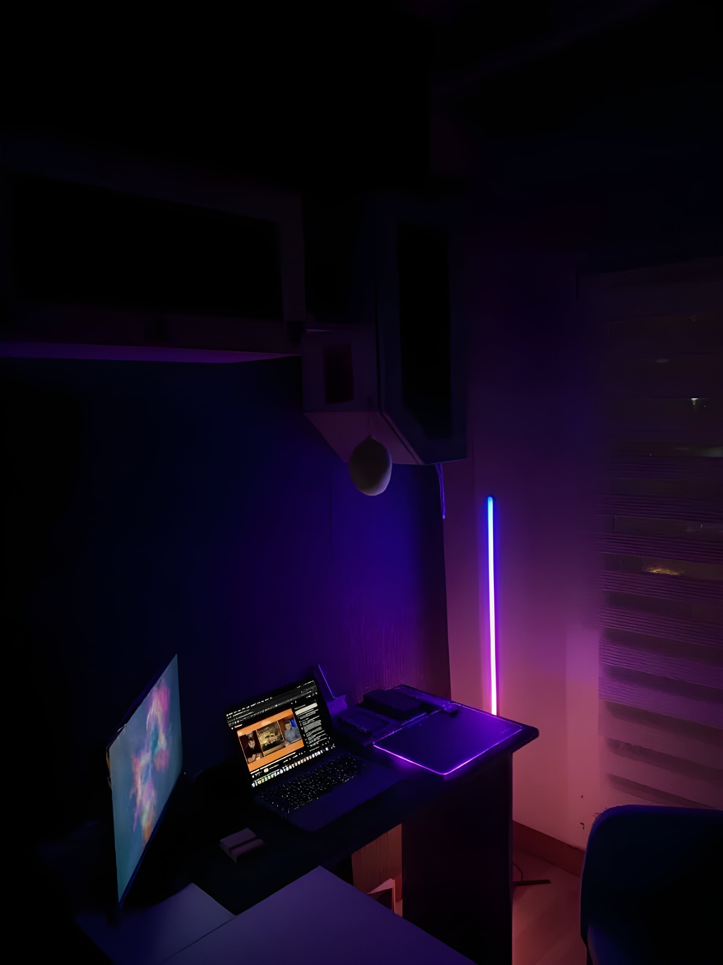 Customer scene: product in low ambient light